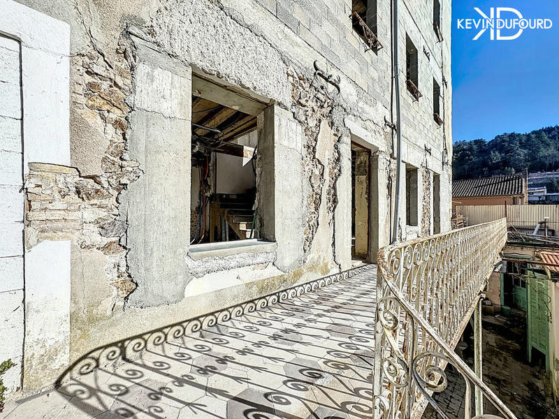 Immeuble - 300 m² - 10 pièces