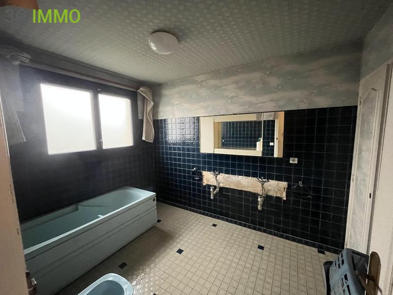 Pavillon - 158 m² - 6 pièces