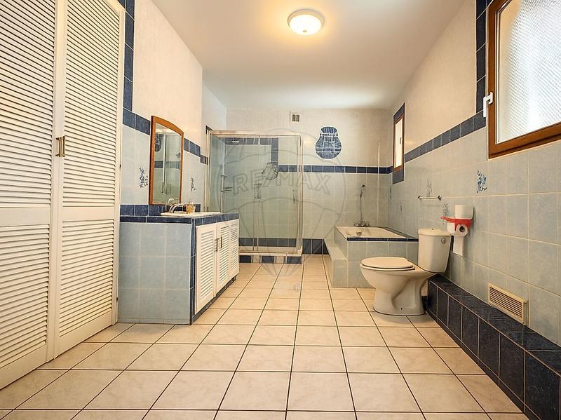 Maison - 130 m² - 6 pièces