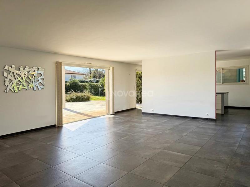 Maison - 156 m² - 4 pièces