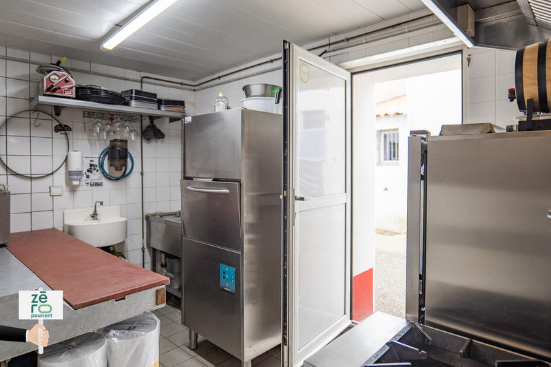 Fonds de commerce - Magasins - 50 m²