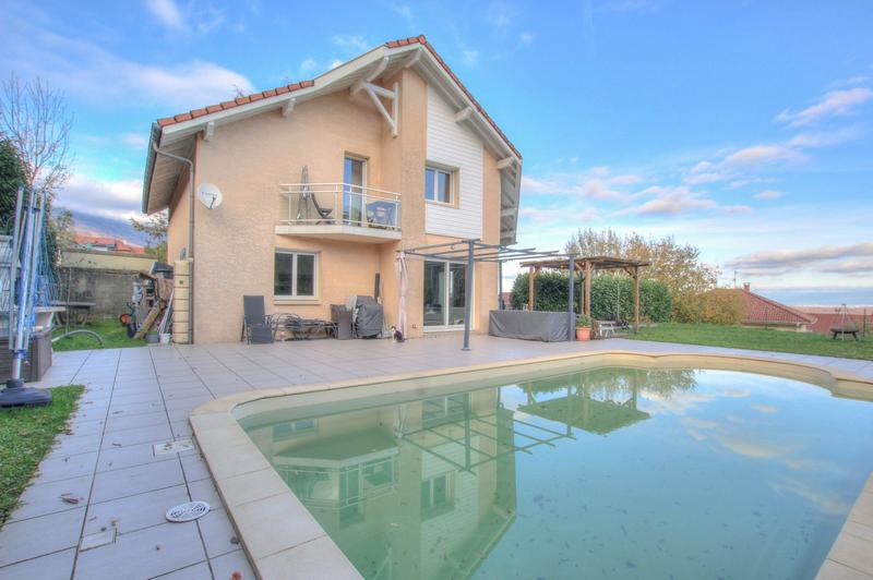 Villa - 152 m² - 5 pièces