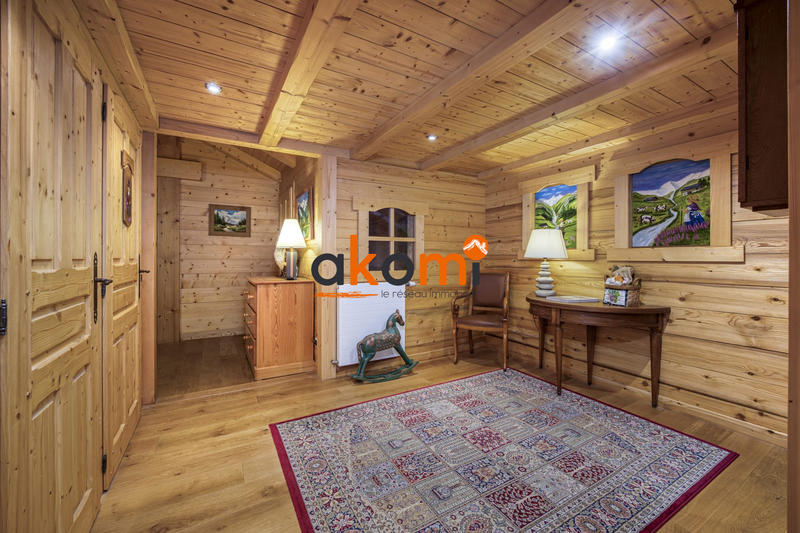 Châlet - 387 m² - 14 pièces