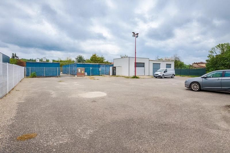 Magasins - 62 m² - 3 pièces