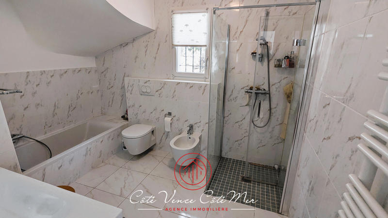 Maison - 199 m² - 6 pièces