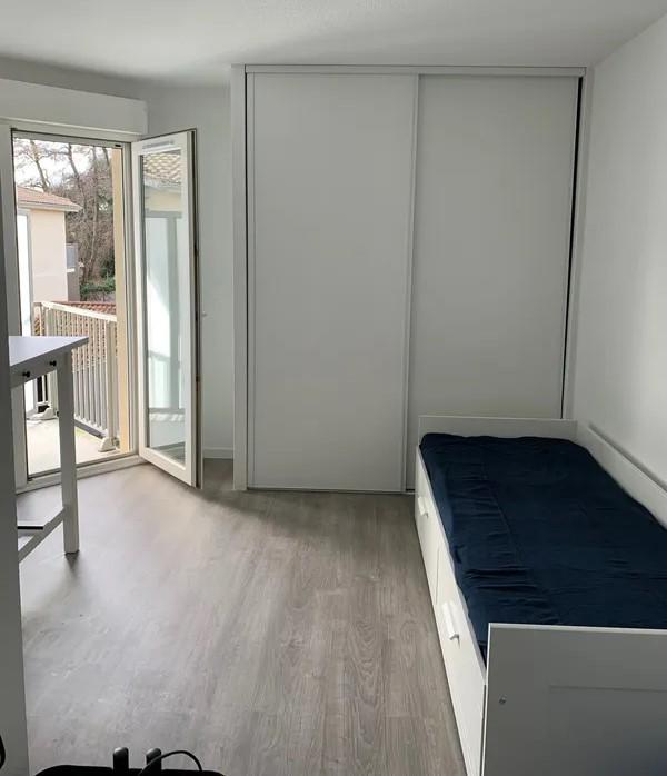 Studio - 18 m² - 1 pièce