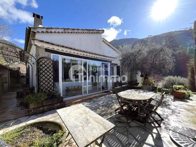 Maison - 120 m² - 4 pièces