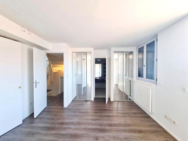 Appartement - 100 m² - 4 pièces