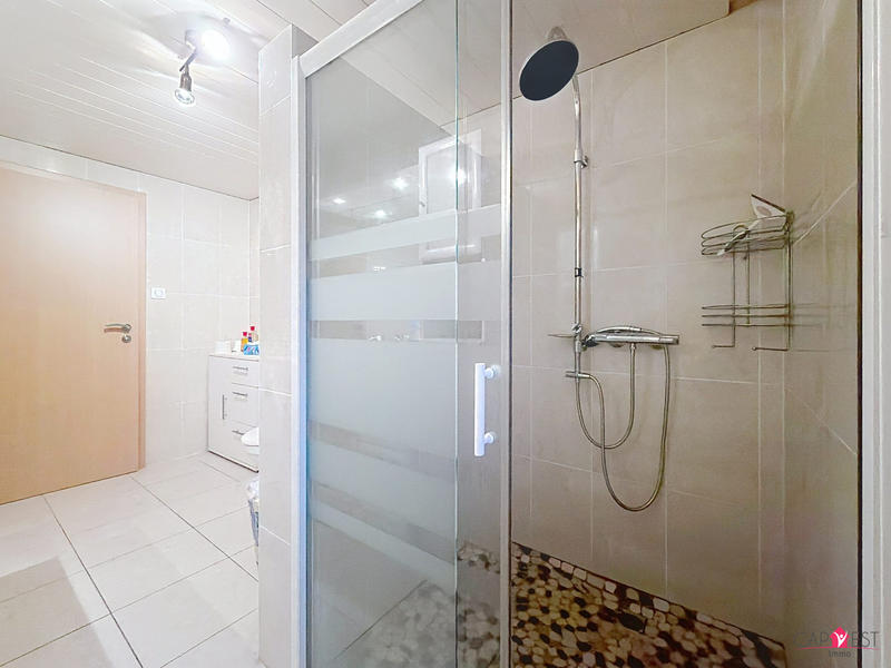 Maison - 102 m² - 5 pièces