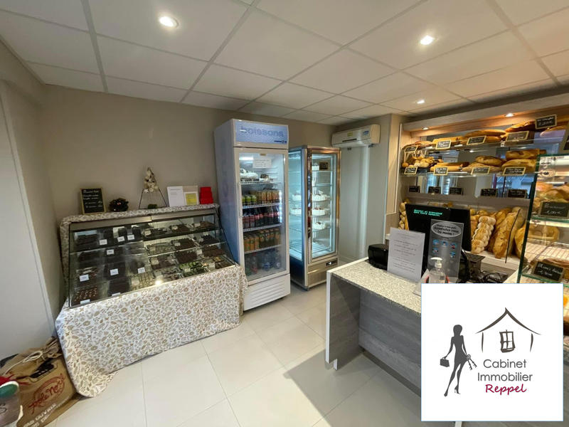 Local commercial - 111 m²