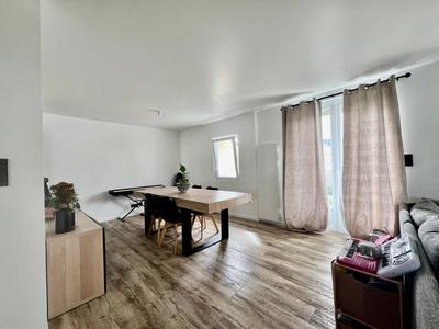 Maison - 145 m² - 5 pièces
