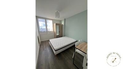 Appartement - 83 m² - 4 pièces