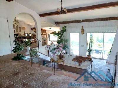 Villa - 200 m² - 7 pièces