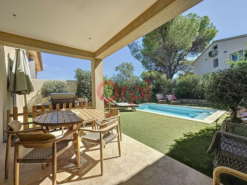 Maison - 100 m² - 4 pièces