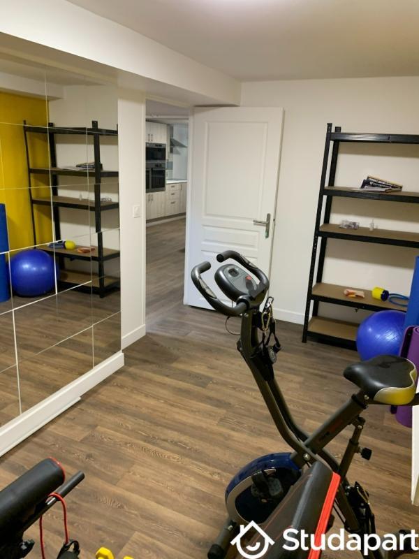 Chambre - 15 m² - 1 pièce