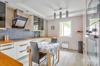 Maison - 96 m² - 4 pièces