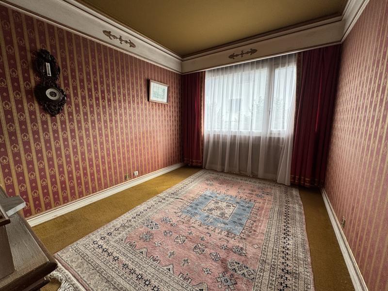 Maison contemporaine - 315 m² - 11 pièces