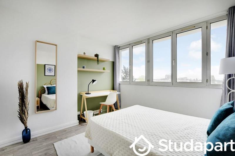 Chambre - 10 m² - 1 pièce