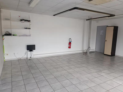 Local commercial - 119 m² - 5 pièces