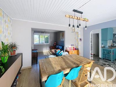 Maison - 137 m² - 5 pièces