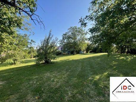 Maison - 240 m² - 7 pièces