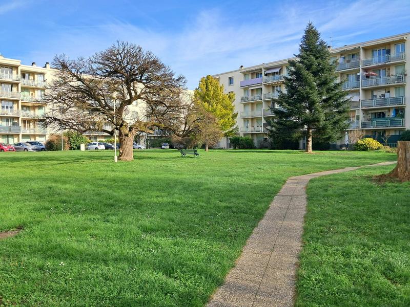 Appartement - 54 m² - 3 pièces