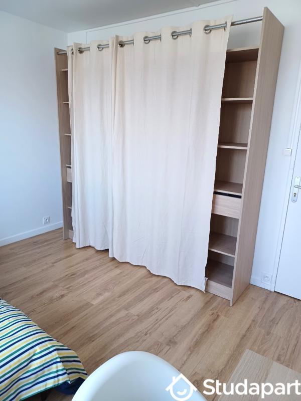 Chambre - 9 m² - 1 pièce