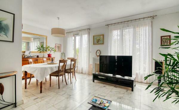 Maison - 148 m² - 6 pièces