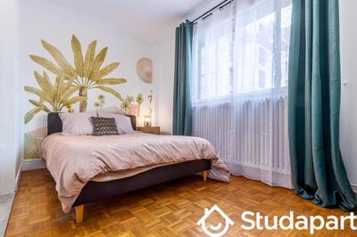 Chambre - 14 m² - 1 pièce