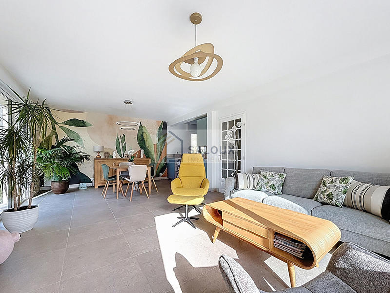 Maison - 125 m² - 5 pièces