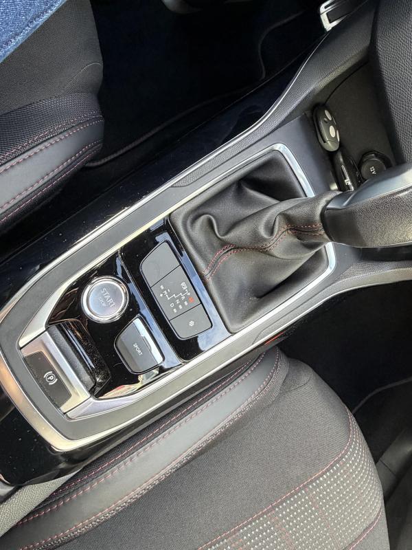 Peugeot 308 Sw 1.2 Essence 130ch s&amp;S Eat6 Gt Line 2017