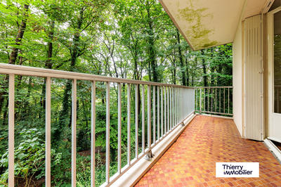 Appartement - 85 m² - 4 pièces