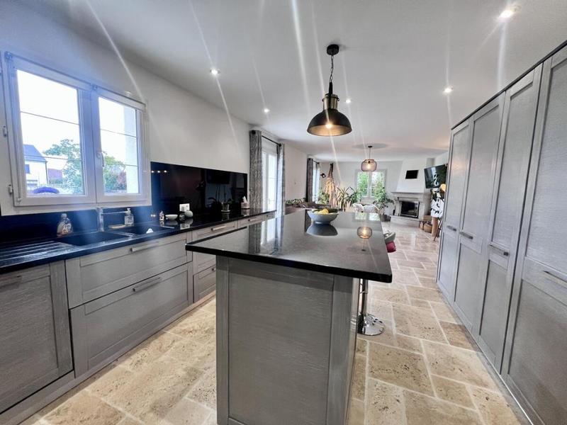 Maison - 130 m² - 5 pièces