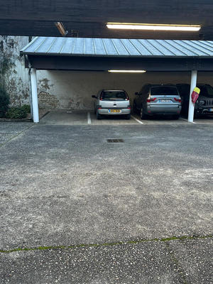 Parking / Garage - 12 m²