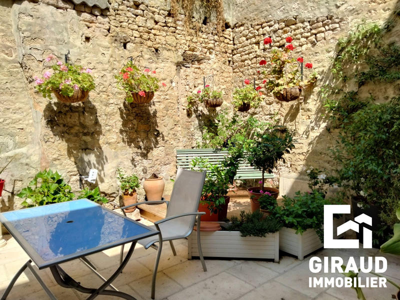 Maison ancienne - 178 m² - 8 pièces