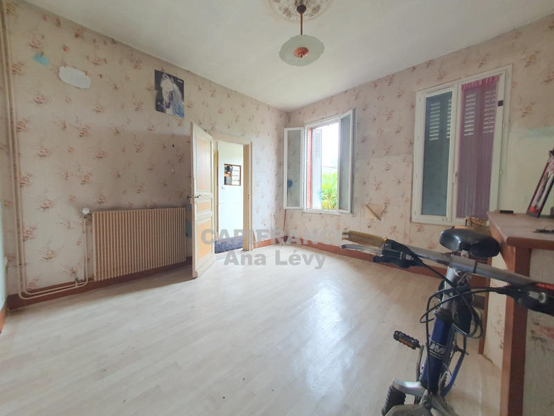 Maison traditionnelle - 165 m² - 6 pièces