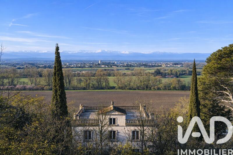 Maison - 283 m² - 10 pièces