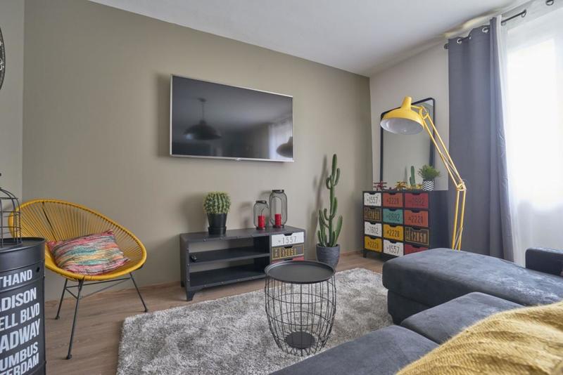 Appartement - 83 m² - 5 pièces