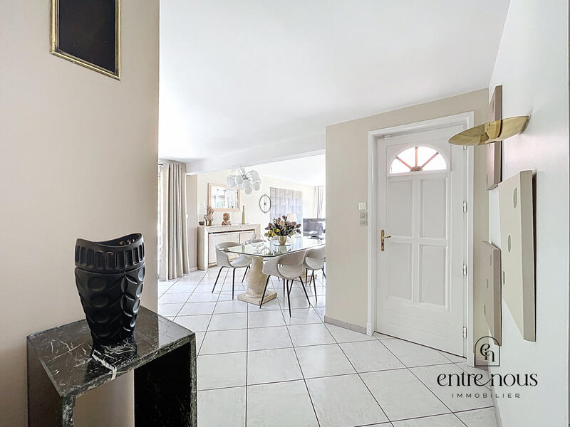 Maison - 133 m² - 6 pièces