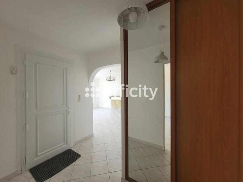 Maison - 82 m² - 4 pièces