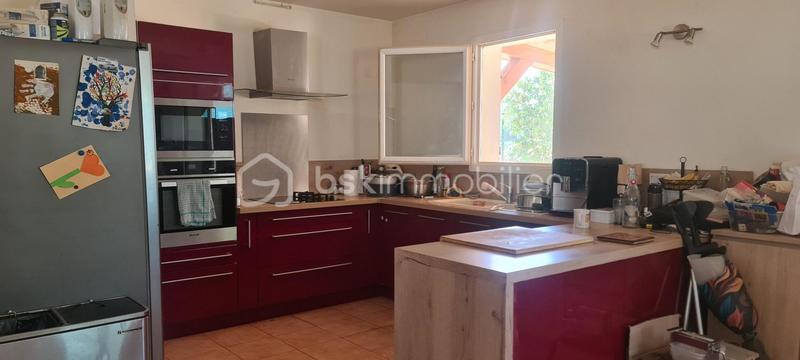 Maison traditionnelle - 109 m² - 4 pièces