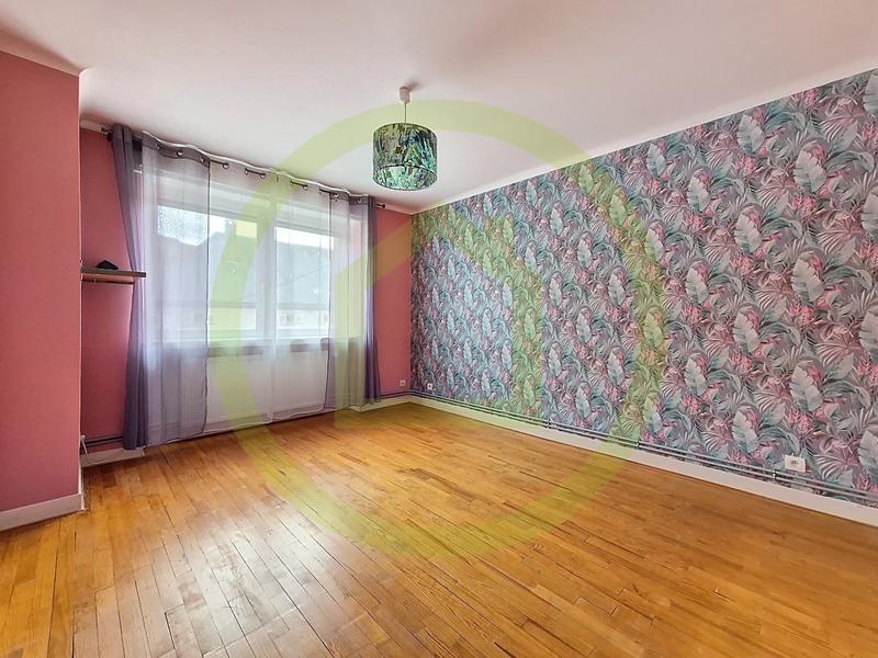 Maison - 211 m² - 8 pièces