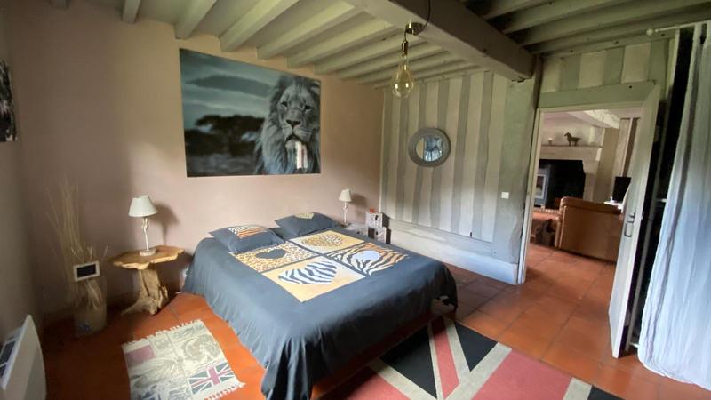 Maison - 220 m² - 7 pièces