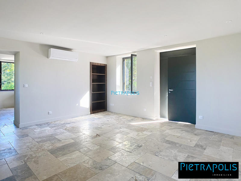 Maison - 180 m² - 7 pièces