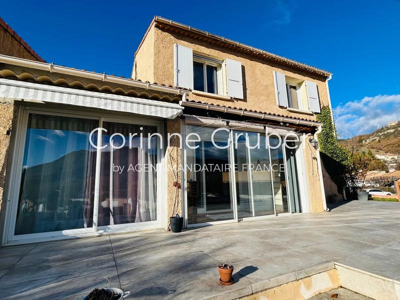 Maison - 114 m² - 5 pièces