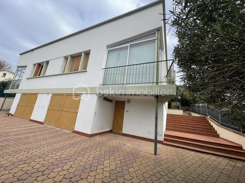 Maison - 110 m² - 5 pièces