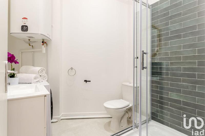 Local commercial - 99 m² - 4 pièces