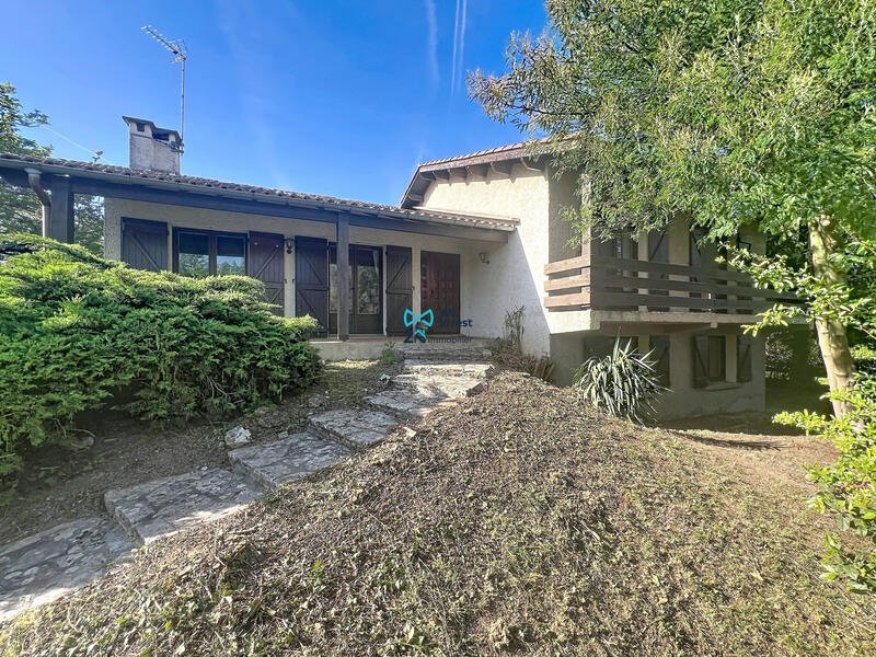 Maison - 170 m² - 7 pièces