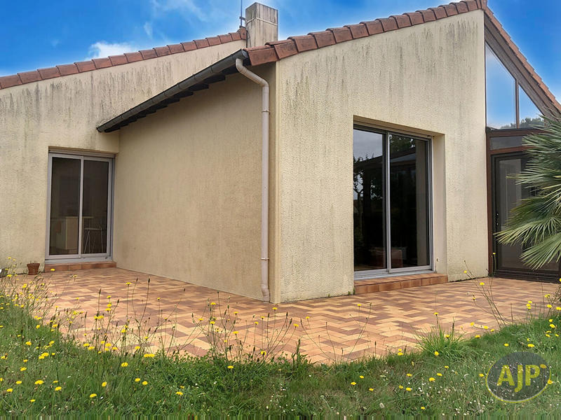 Maison - 167 m² - 5 pièces