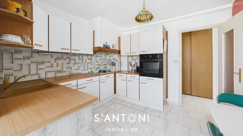 Appartement - 71 m² - 4 pièces